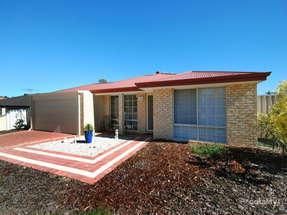 17 Griffiths Rd, Sinagra, WA 6065