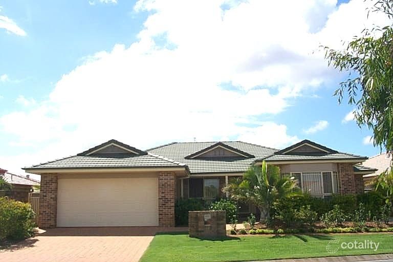 11 Martingale Cct, Clear Island Waters, QLD 4226