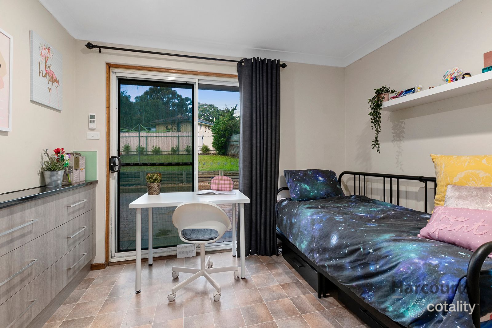 12 Scenic Way, Hackham, SA 5163