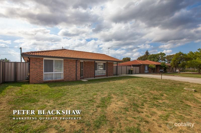 15 Bucknel Cct, Isabella Plains, ACT 2905
