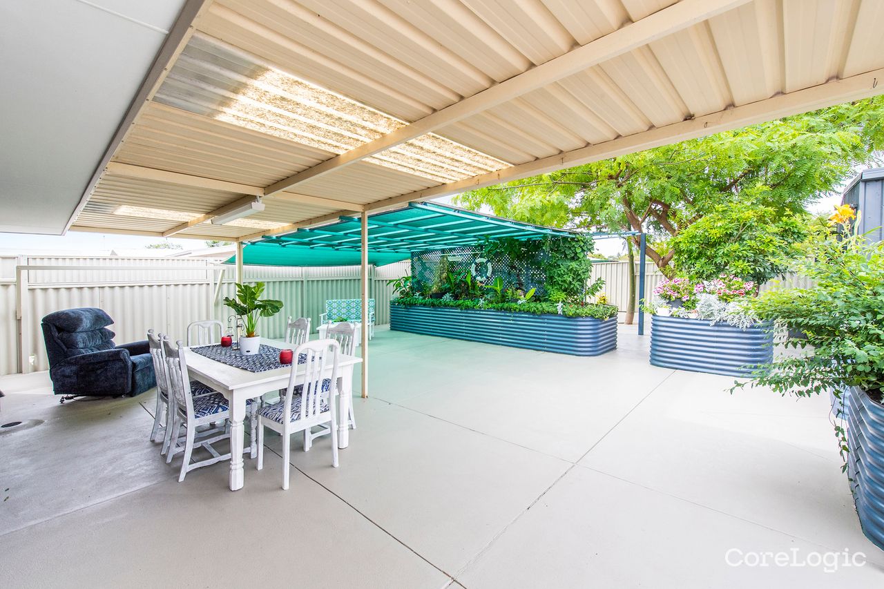 24 Kookerbrook St, Dudley Park, WA 6210