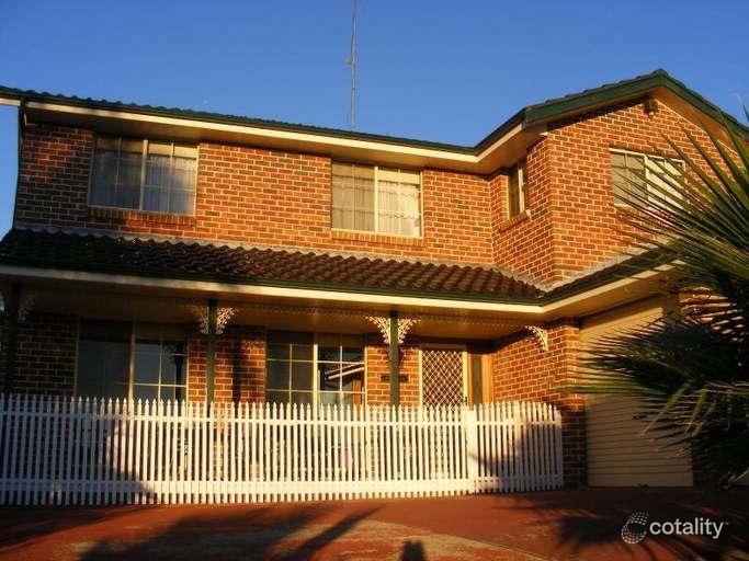 13 Clareville Cl, Woodbine, NSW 2560