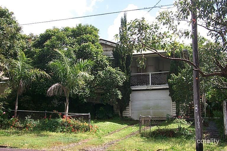 33 Nairn St, Milton, QLD 4064