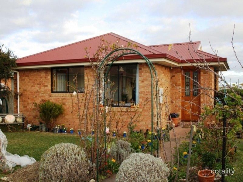 1/9 Ralph Tce, Rokeby, TAS 7019