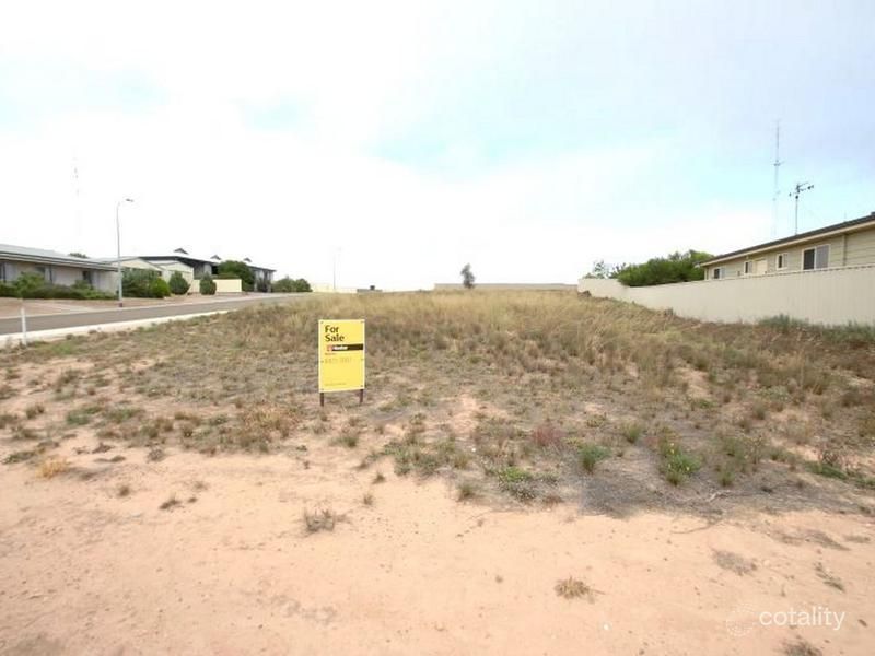 4 Loller St, Moonta Bay, SA 5558