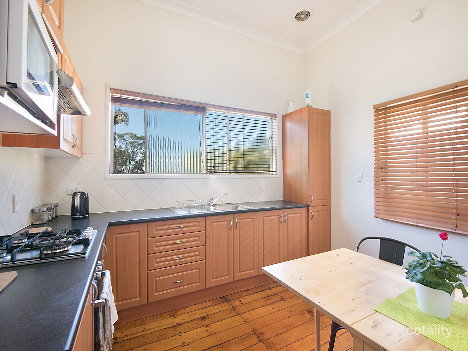 27 Lindon St, Dutton Park, QLD 4102