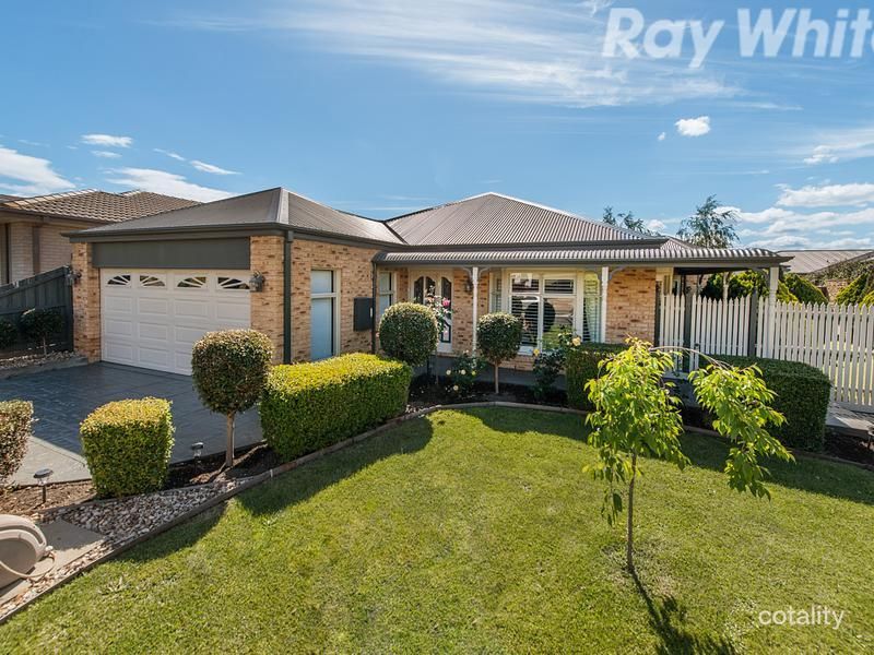 32 Pendelton Pl, Lysterfield, VIC 3156