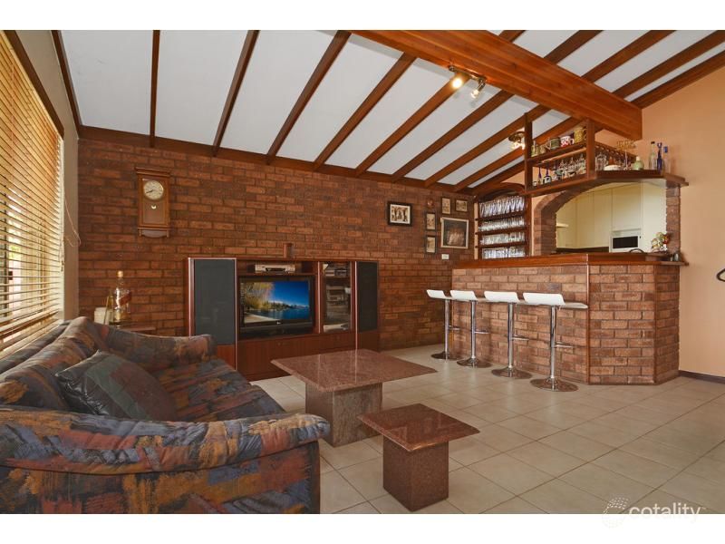 3 Wyman Ct, Girrawheen, WA 6064