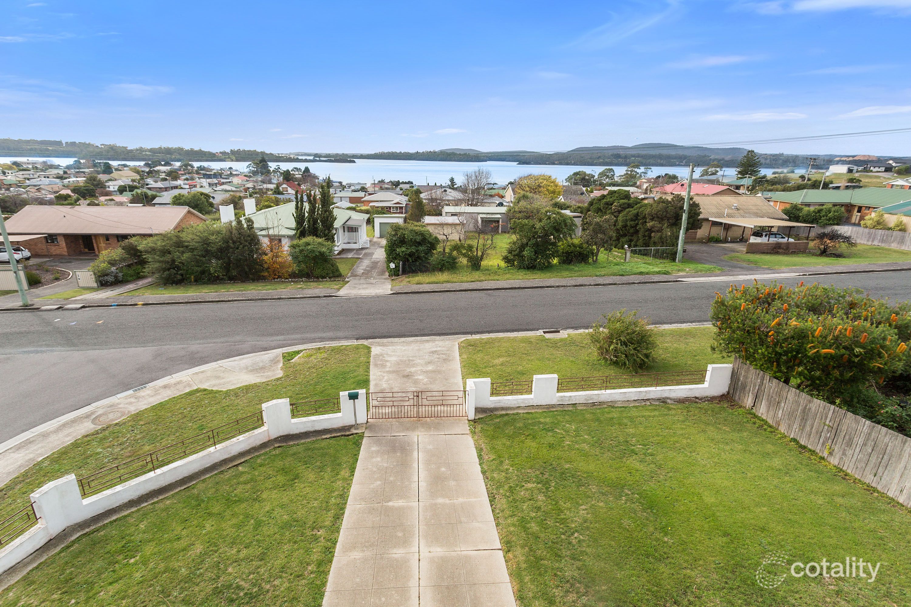 19 Napier St, Beauty Point, TAS 7270