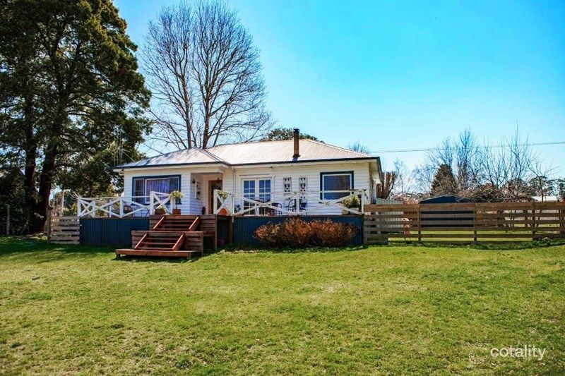 95 High St, Trentham, VIC 3458