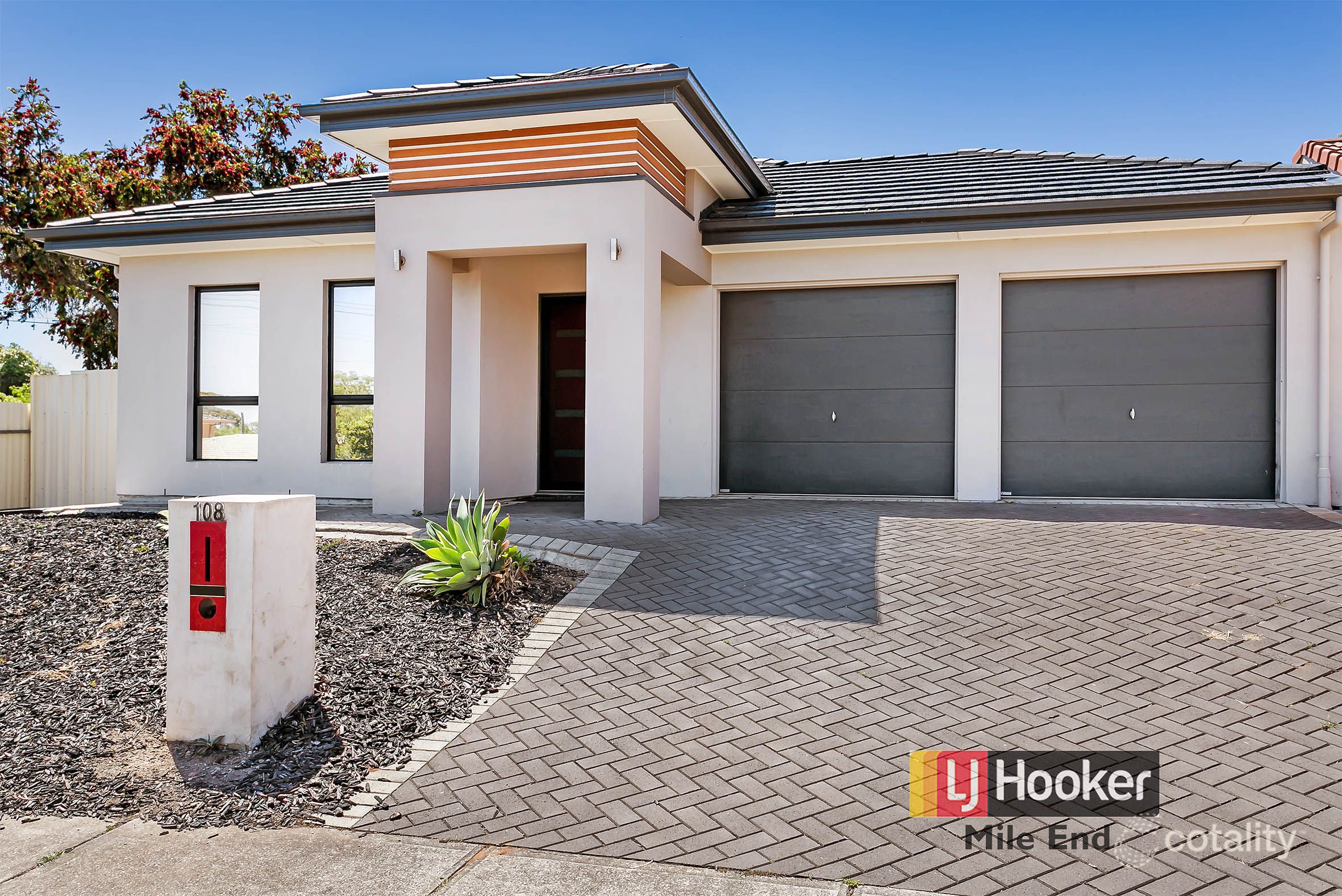108 Lyons Rd, Holden Hill, SA 5088