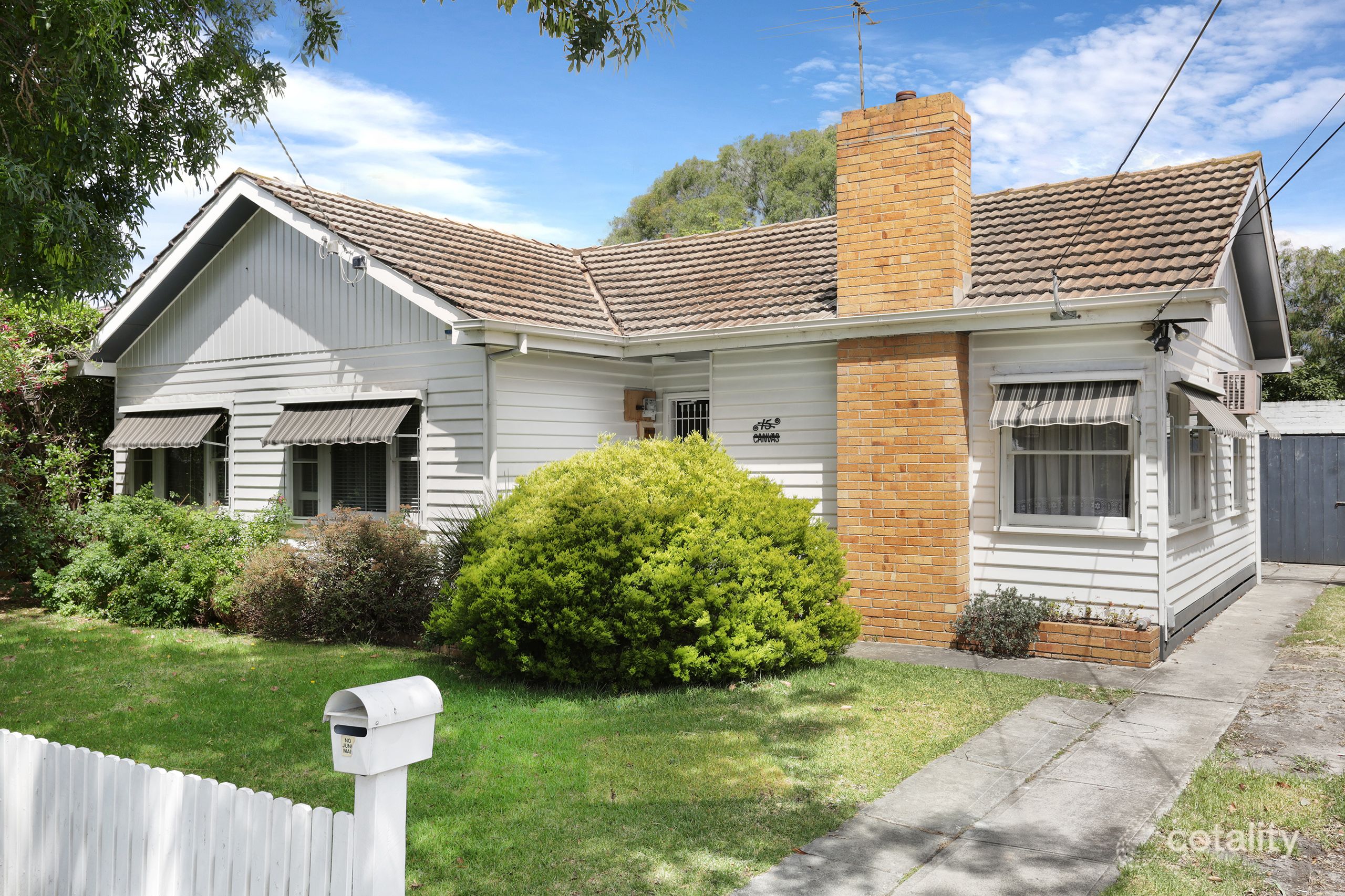 15 Mellor St, Sunshine, VIC 3020