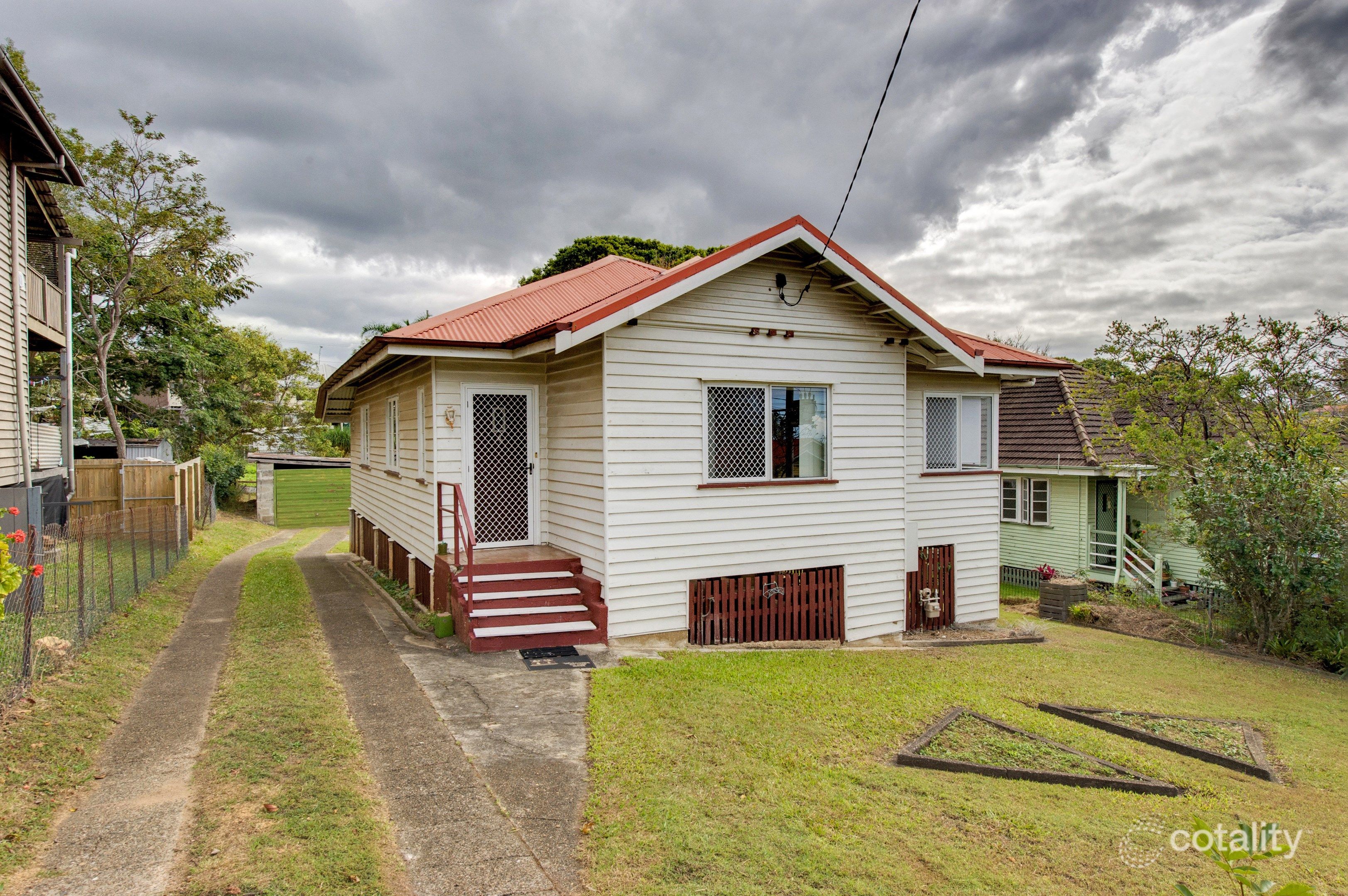 4 Wattle St, Stafford Heights, QLD 4053