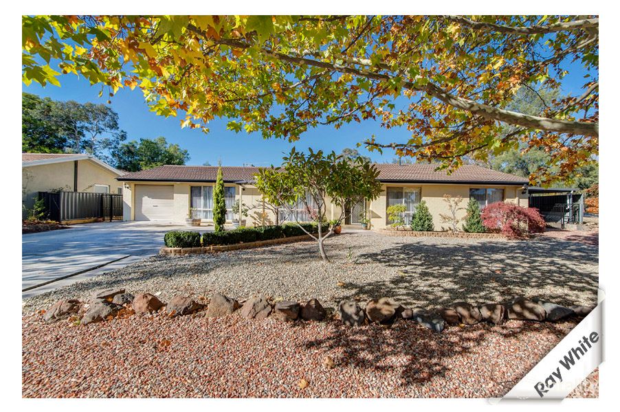 77 Scantlebury Cres, Theodore, ACT 2905