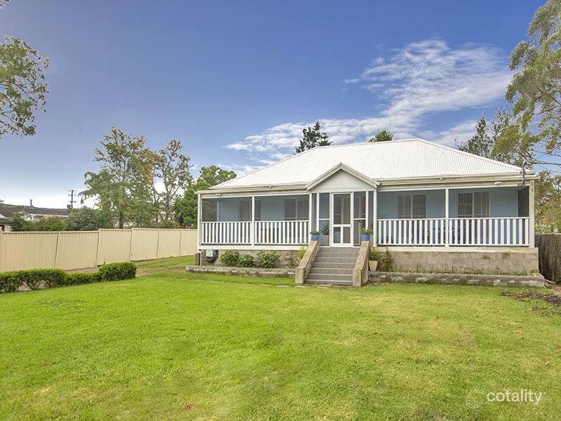 9 Queen St, Holmesville, NSW 2286