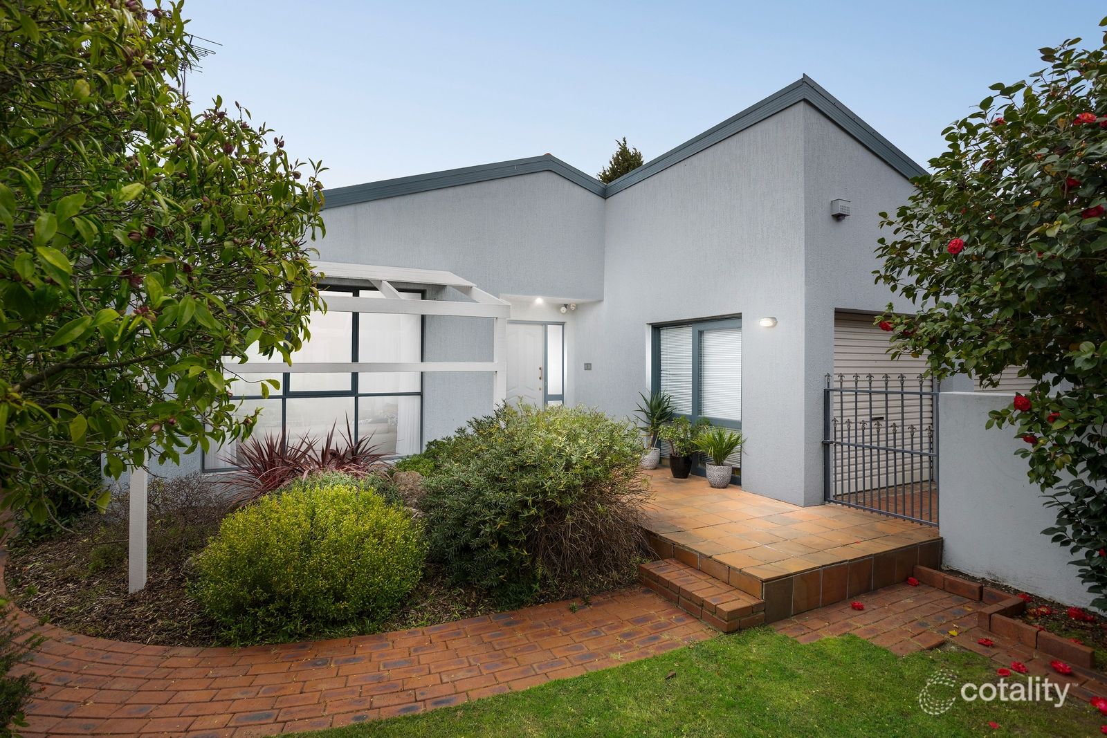 53 Whalley Dr, Wheelers Hill, VIC 3150