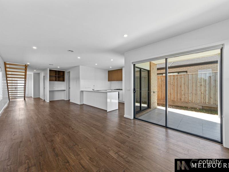 17 Giselle Cct, Greenvale, VIC 3059