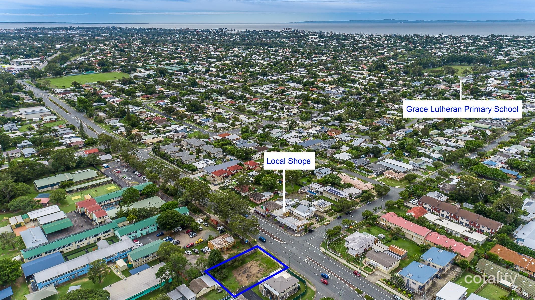 83 Elizabeth Ave, Clontarf, QLD 4019