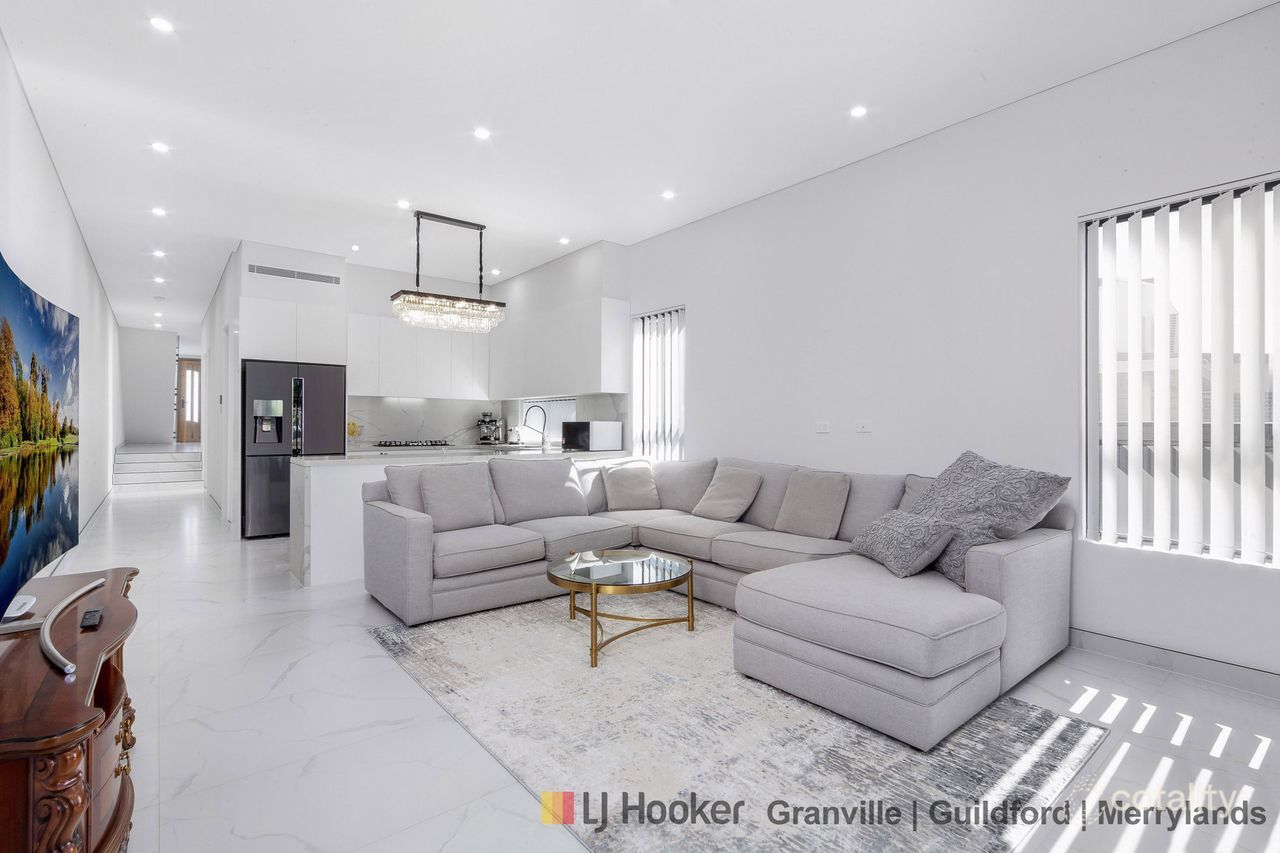 2/19 Barcom St, Merrylands West, NSW 2160