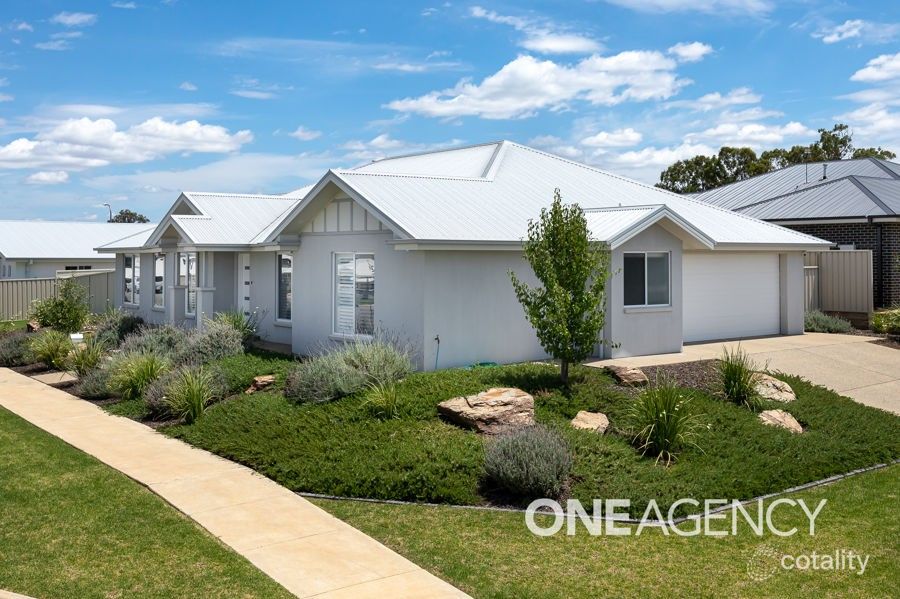 30 Cootamundra Bvd, Gobbagombalin, NSW 2650