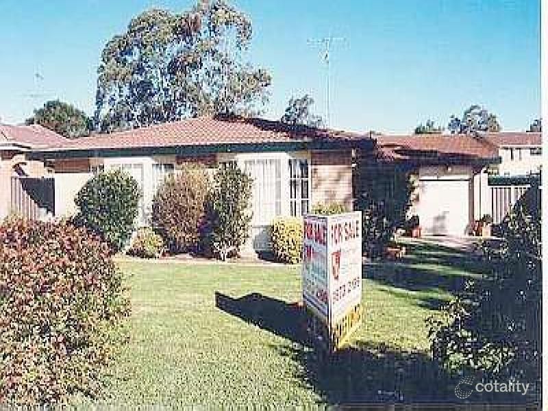 23 Jorgensen Ave, St Clair, NSW 2759