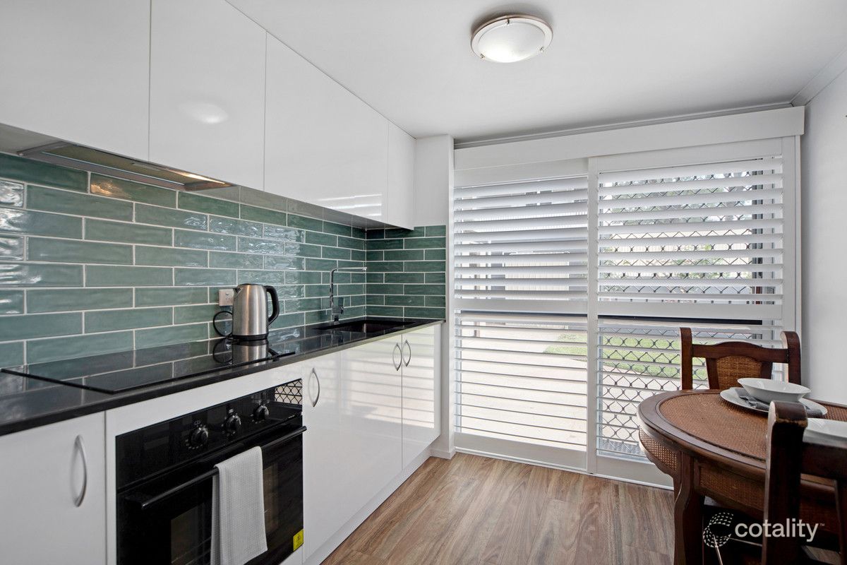 6 Willow St, Albany Creek, QLD 4035