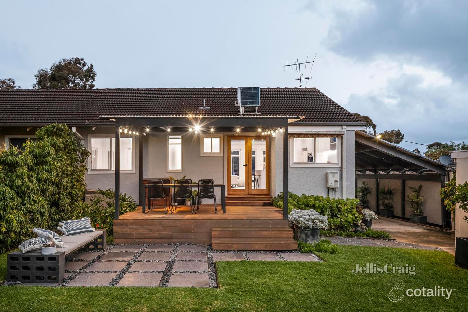 10 Wordsworth Ave, Heidelberg Heights, VIC 3081
