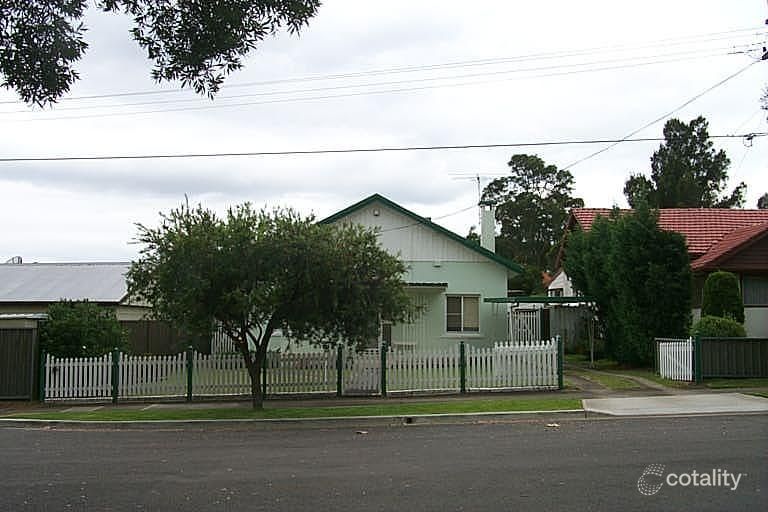 27 Bazentin St, Belfield, NSW 2191