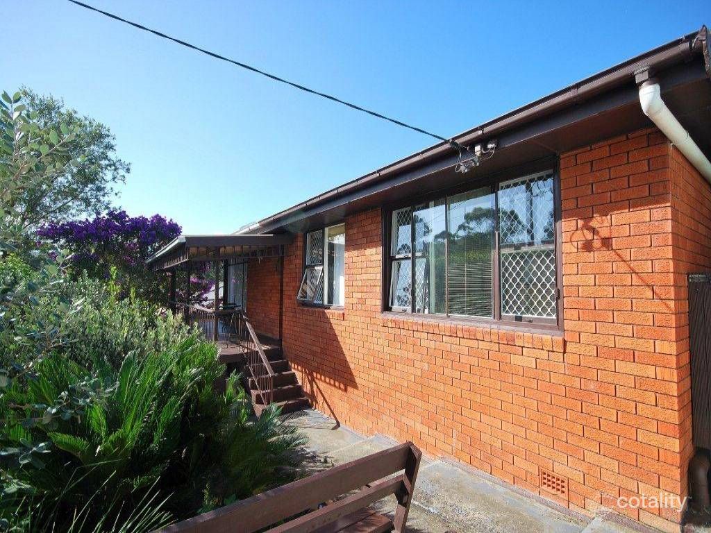 2 Bourbon St, Wyoming, NSW 2250