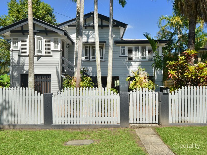 81 Hayward St, Mooroobool, QLD 4870