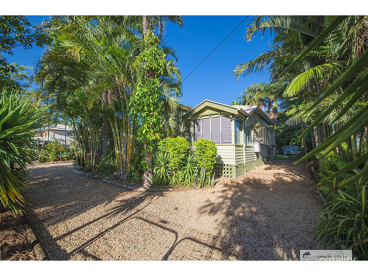 22 Medcraf St, Park Avenue, QLD 4701