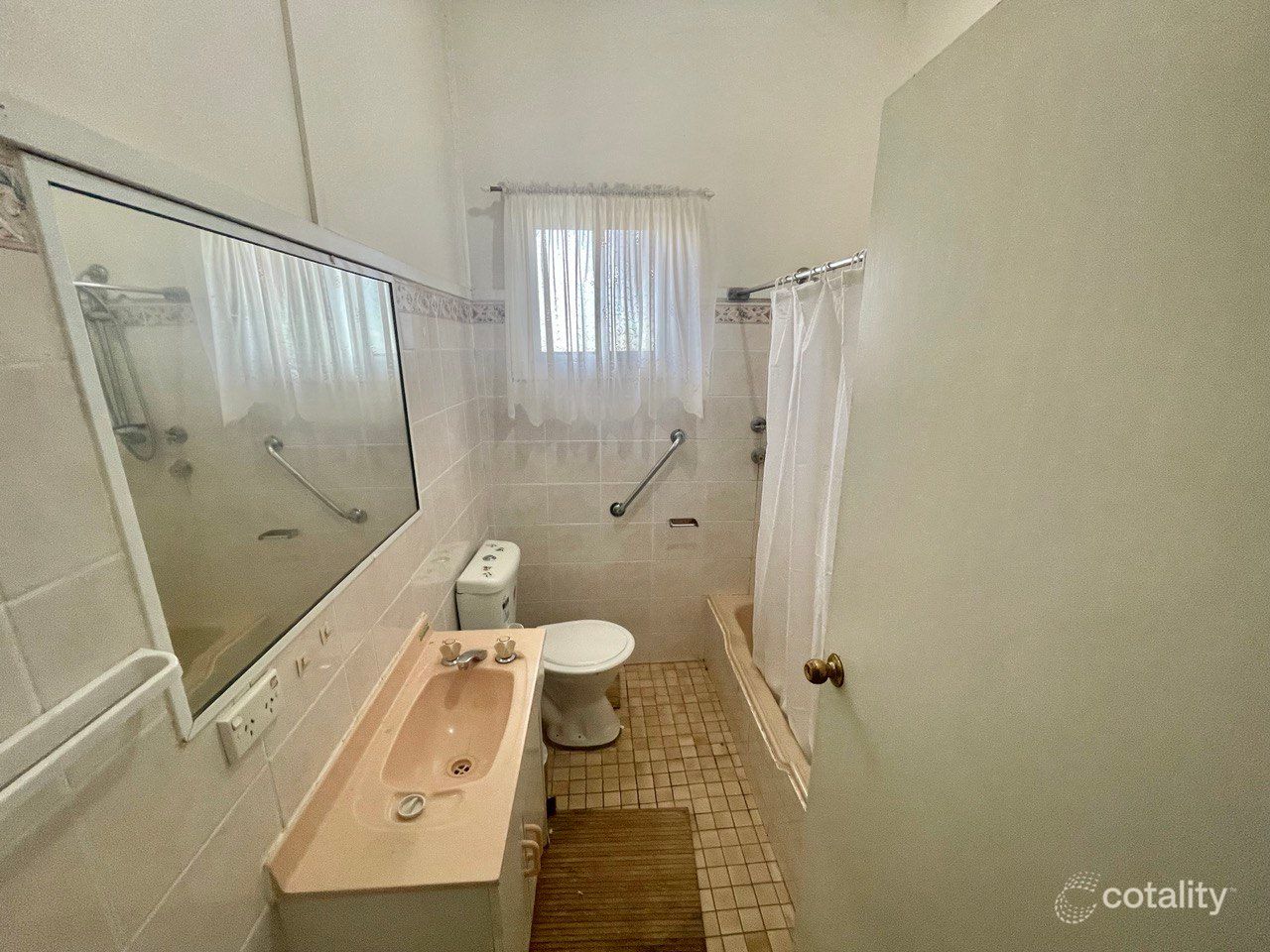 119 Boori St, Peak Hill, NSW 2869