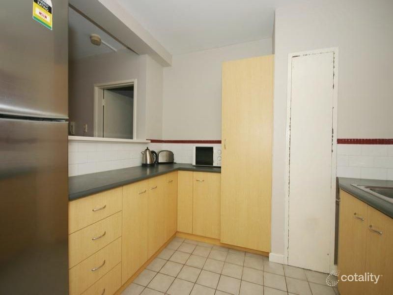 4/2 Gregory Way, Coolbellup, WA 6163