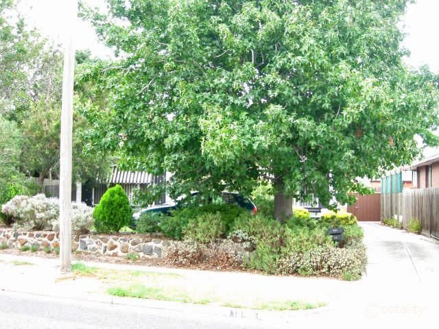 18 Myrtle Gr, Altona, VIC 3018