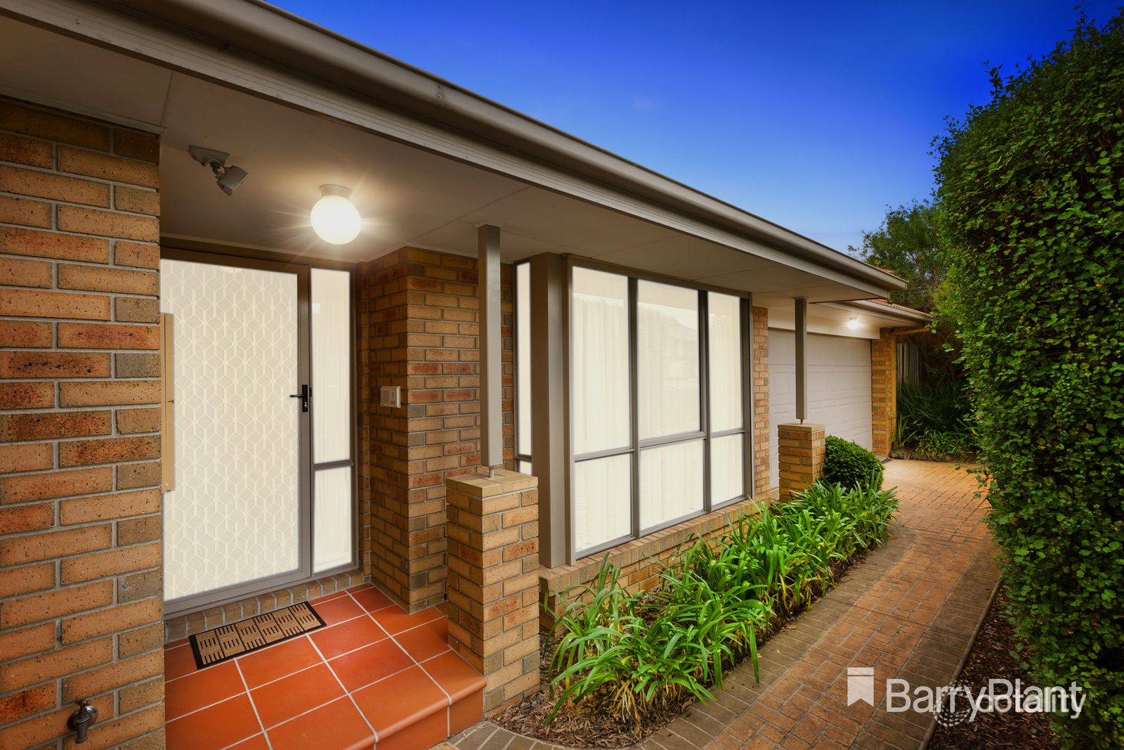 2b Florence St, Glen Waverley, VIC 3150