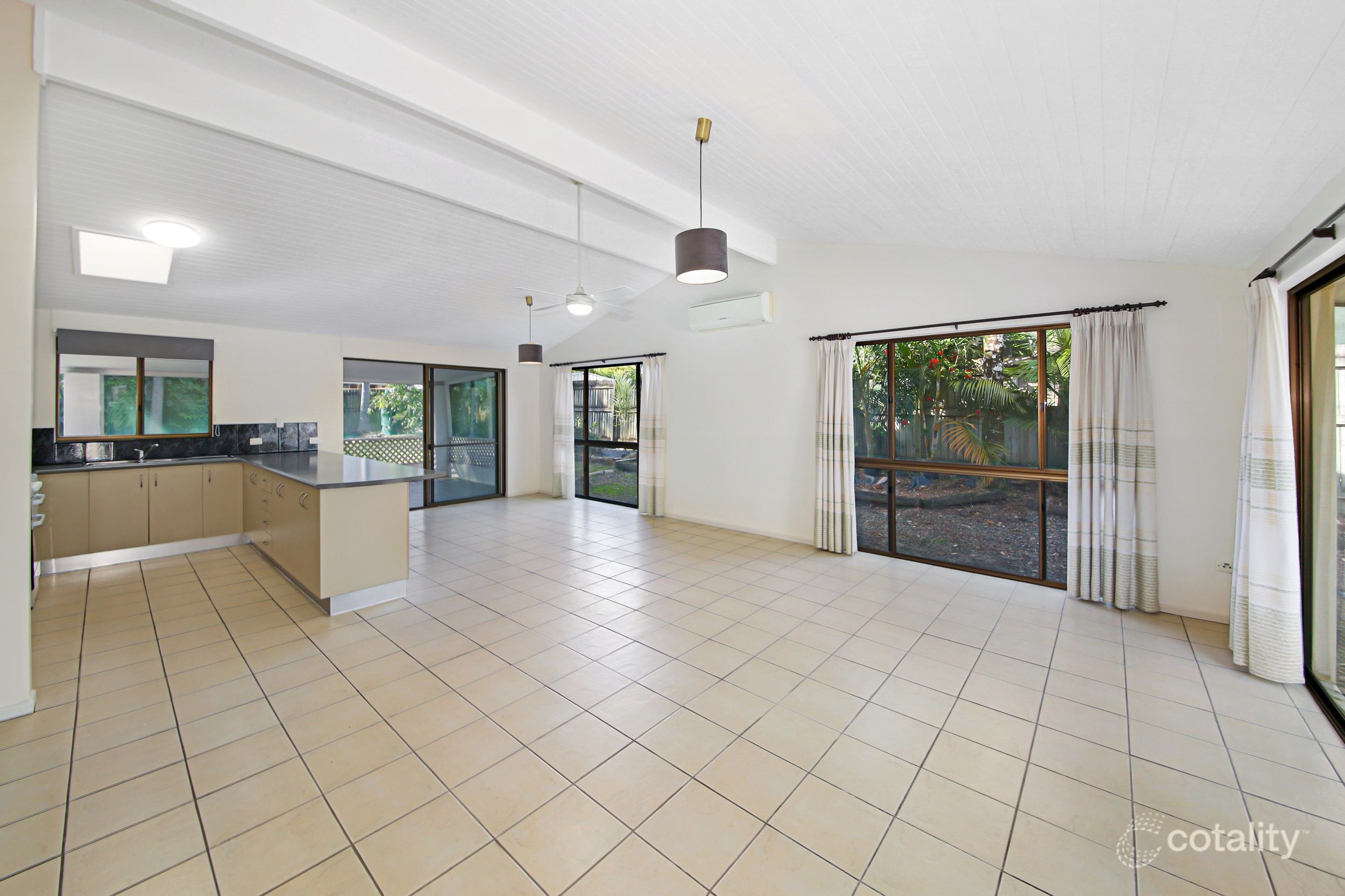 8 Juron St, Noosaville, QLD 4566