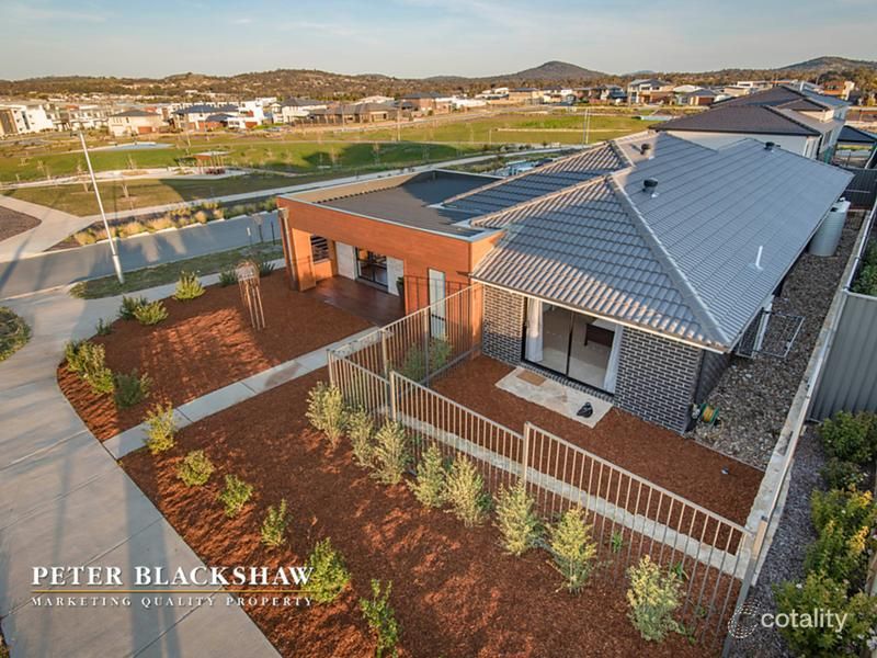 17 Dot Butler St, Wright, ACT 2611