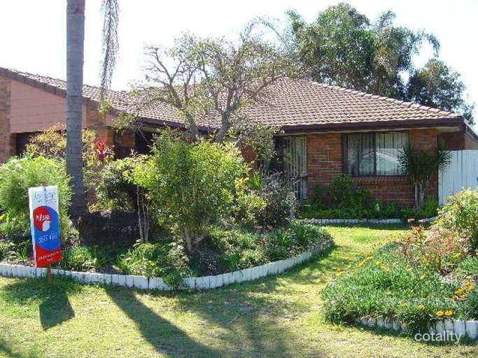 1/49 Kangaroo Ave, Coombabah, QLD 4216