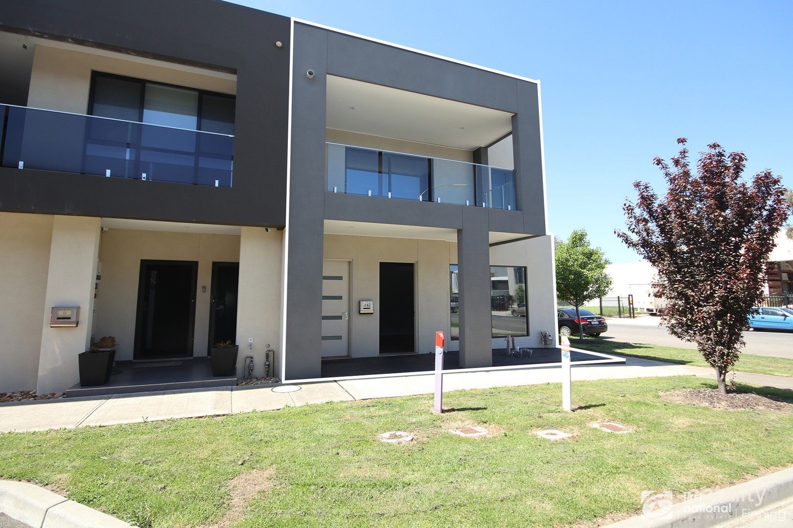 11 Powell Way, Cranbourne West, VIC 3977