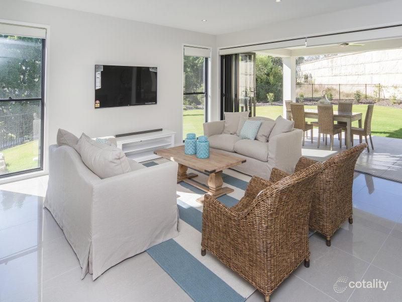 3020 Hillside, Hope Island, QLD 4212