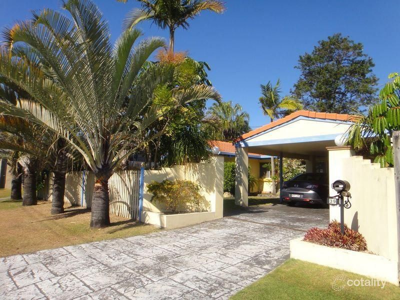39 Savoy Dr, Broadbeach Waters, QLD 4218