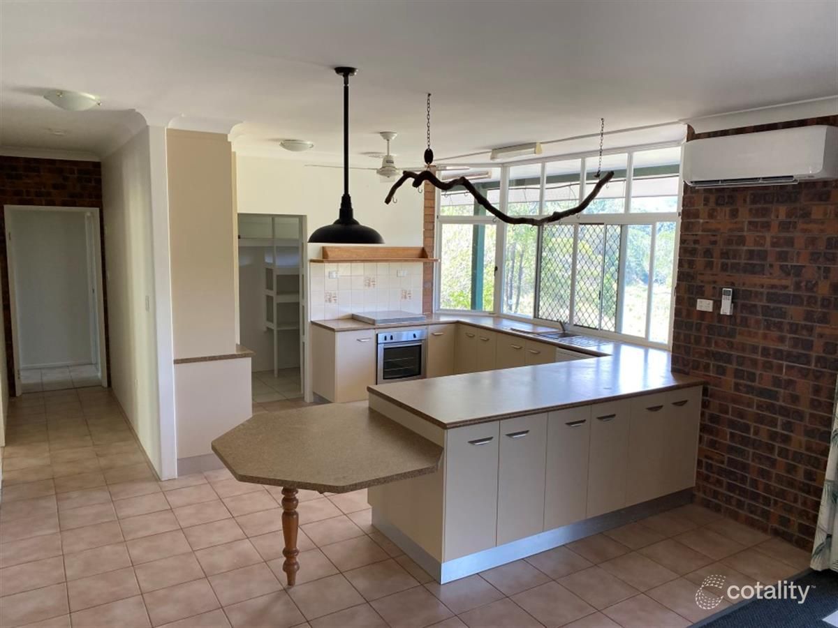 112 Oak Forest Rd, Kuranda, QLD 4881