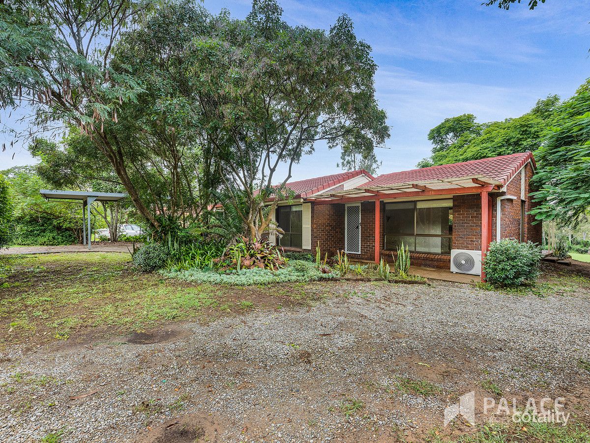 131 Riverside Ave, Barellan Point, QLD 4306