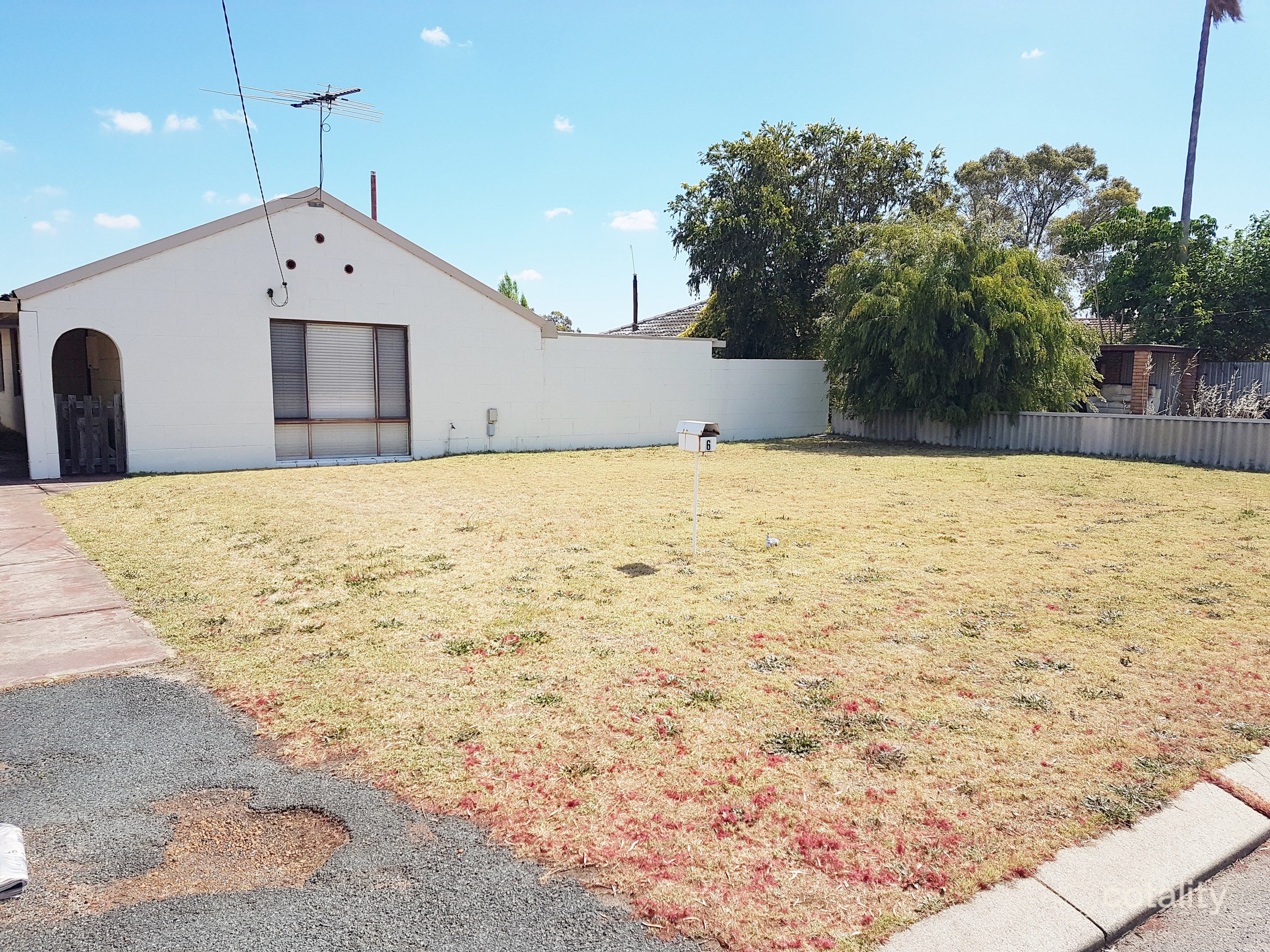 6 Regelia Pl, Pinjarra, WA 6208