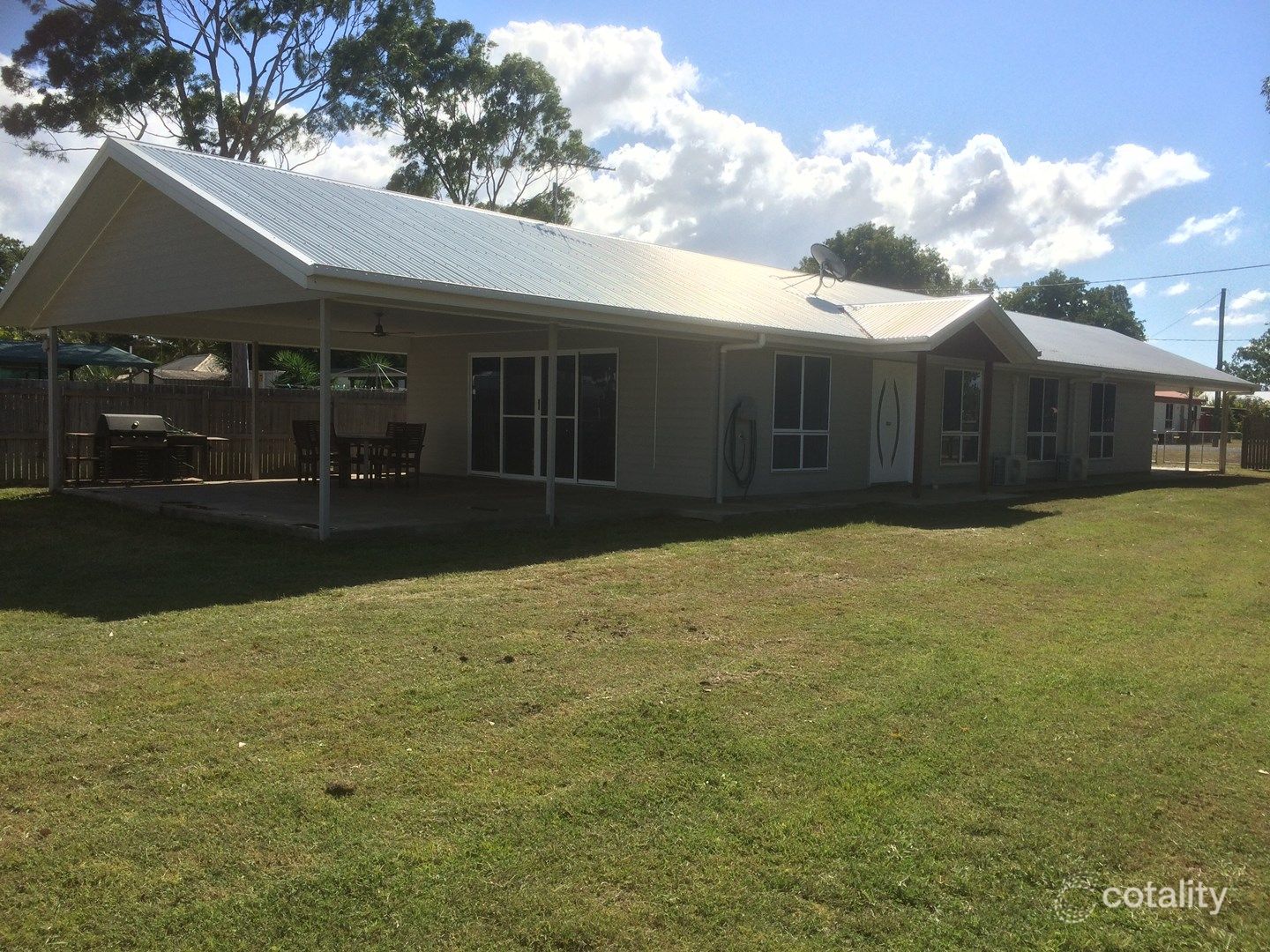10 Trimmer St, Nebo, QLD 4742