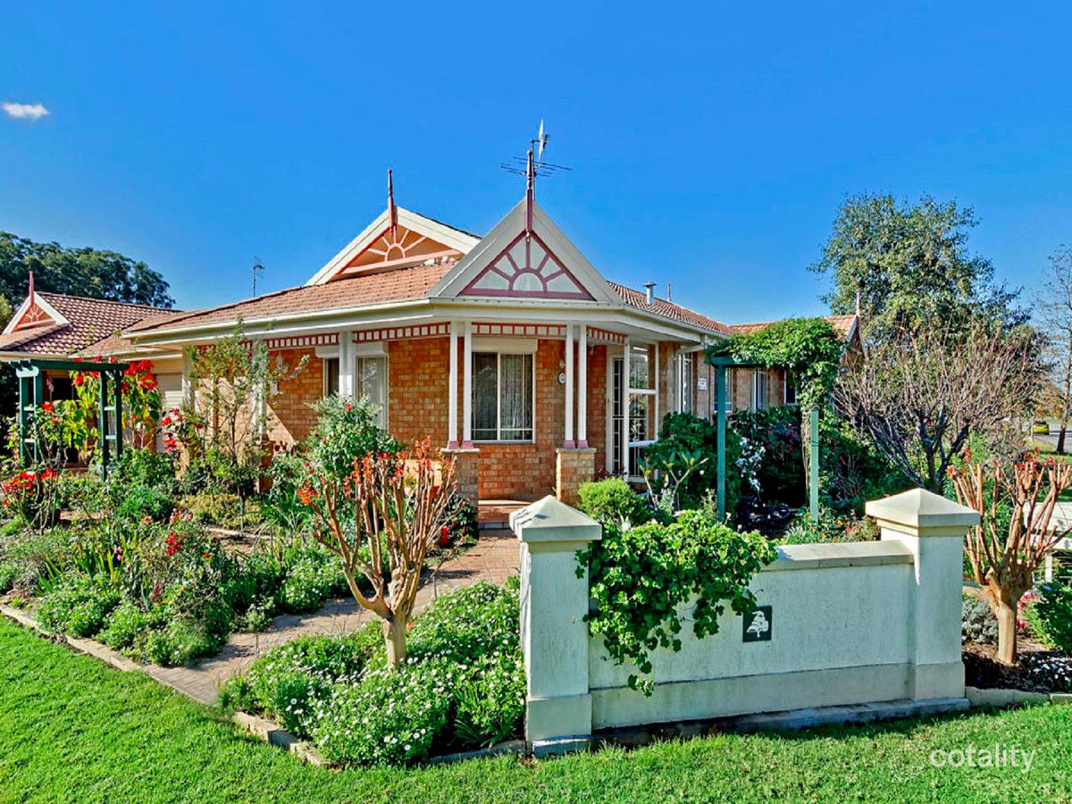 13 Woodbury Park Dr, Mardi, NSW 2259