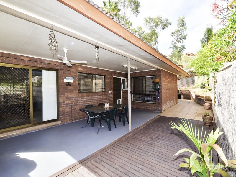 2/69 Nelson Tce, Araluen, NT 0870