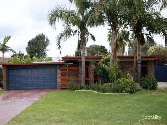 2 Leigh St, Dudley Park, WA 6210