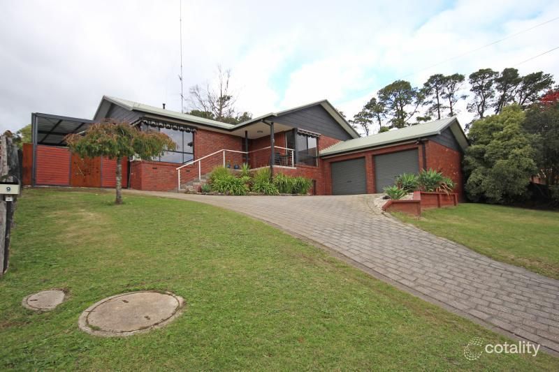 9 Edwardes St, Black Hill, VIC 3350