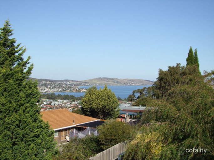 9 Mcclements St, Howrah, TAS 7018